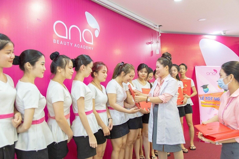 Ana Beauty Academy mang lại môi trường học nghề chất lượng cho học viên