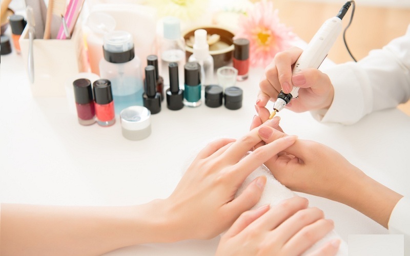 Nghề nail hiện được rất nhiều bạn trẻ lựa chọn