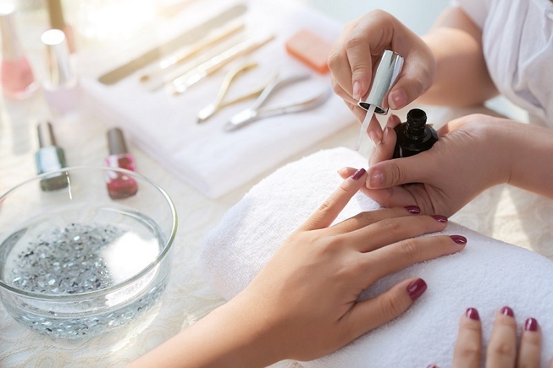 Nhiều chị em phụ nữ cũng có xu hướng lựa chọn học nail