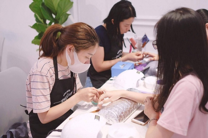 Khóa học nail tại Mỹ Nail - Cần Thơ luôn đi từ cơ bản đến nâng cao