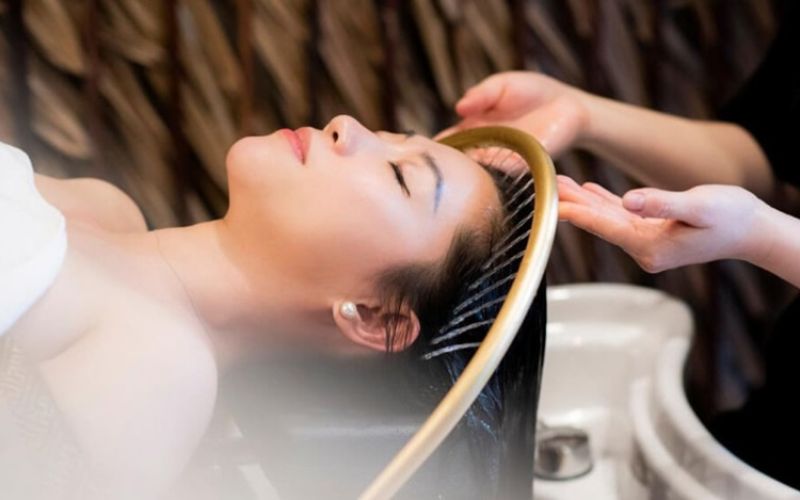 Khóa học gội đầu dưỡng sinh tại Spa Huệ Eva được nhiều bạn trẻ lựa chọn