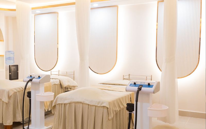 Cơ sở vật chất spa tân tiến với trang thiết bị hiện đại từ thẩm mỹ viện Vy Clinic & Spa