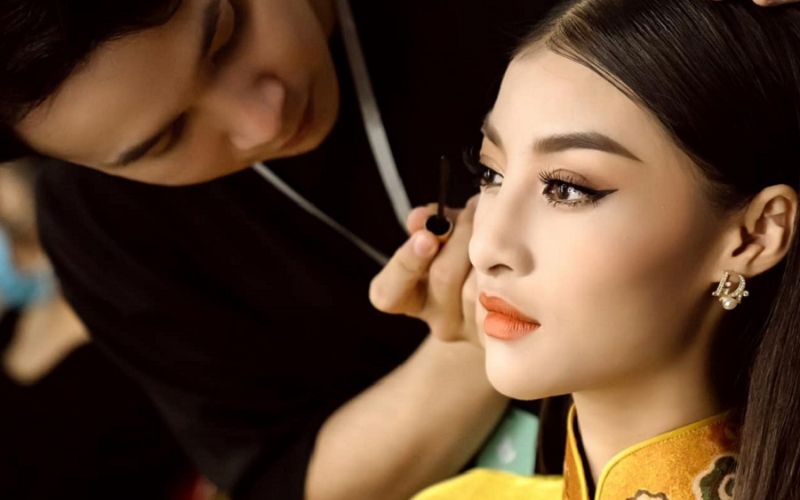  Make up Tan Phan xây dựng chương trình đào tạo make up theo từng cấp độ