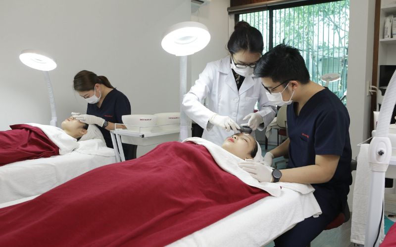 Nâu Spa tập trung đào tạo học viên kỹ năng điều trị da chuyên sâu 