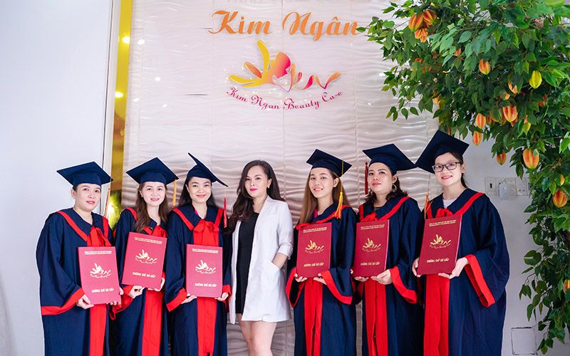 Học viên tốt nghiệp tại Kim Ngân Beauty Spa