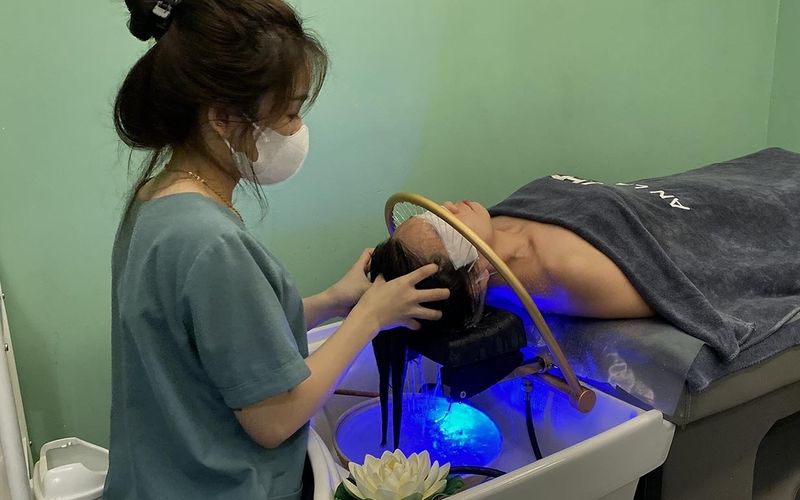 Em Spa chú trọng thực hành lên đến 90% thời lượng của khóa học gội đầu dưỡng sinh