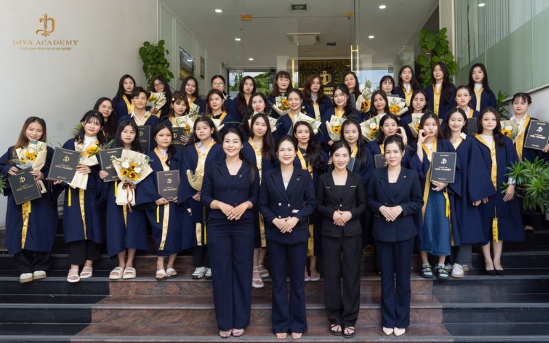 DIVA Academy sở hữu đội ngũ giảng viên là các chuyên gia trang điểm hàng đầu 