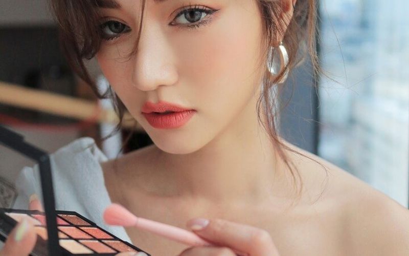 Khóa học trang điểm cá nhân còn giúp bạn nâng cao tay nghề makeup