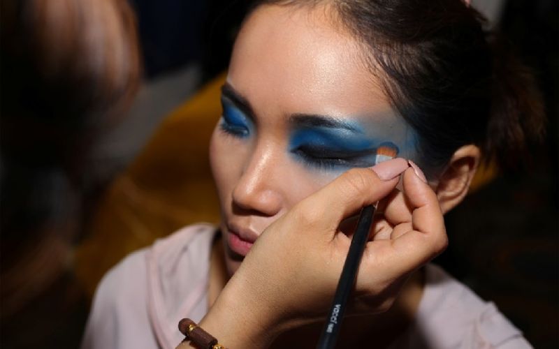 Khóa học makeup nâng cao giúp bạn hoàn thiện kỹ thuật và phát triển phong cách riêng 