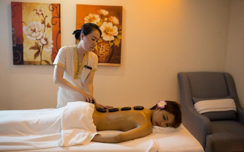 Khi làm ngành spa tại Nhật bạn có thể gặp khó khăn về yêu cầu kỹ năng và kinh nghiệm 