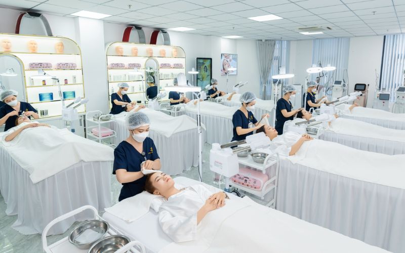 Hãy chọn một cơ sở dạy nghề spa uy tín để theo học 