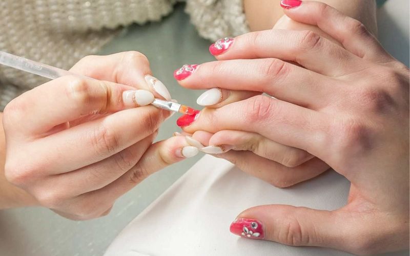 Địa điểm làm việc khác nhau thì mức thu nhập của thợ nail cũng khác nhau 