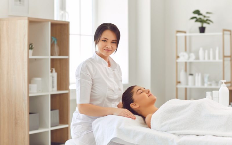Sự hài lòng của khách hàng/bệnh nhân là niềm vui của các chuyên gia da liễu